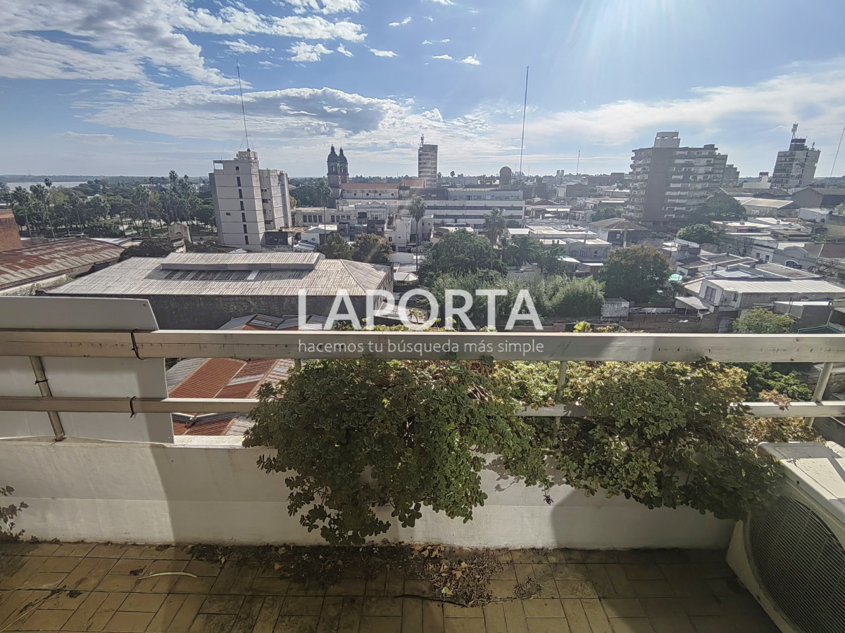 Apartamento ID.900/Apartamento-en-venta-en-el-centro-de-Salto - Apartamento en venta en el centro de Salto