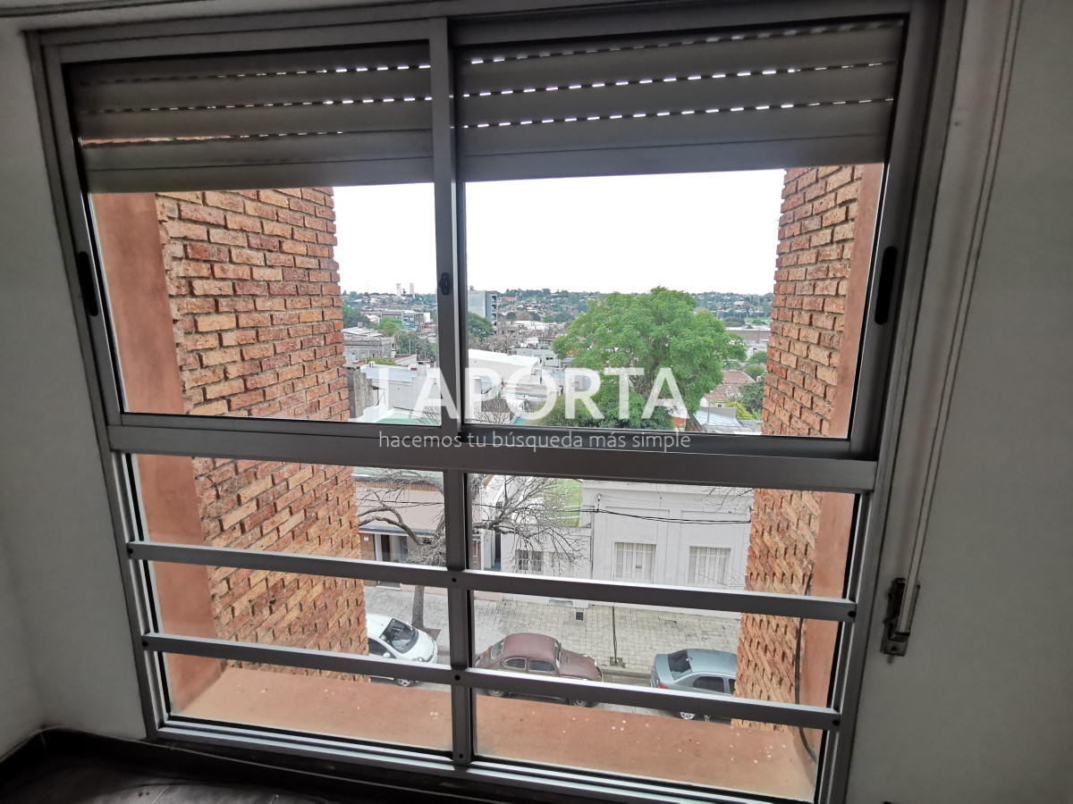Apartamento ID.422/Apartamento-en-Venta--Brasil-1210--Edificio-EL-MIRADOR - Apartamento en Venta - Brasil 1210 - Edificio EL MIRADOR