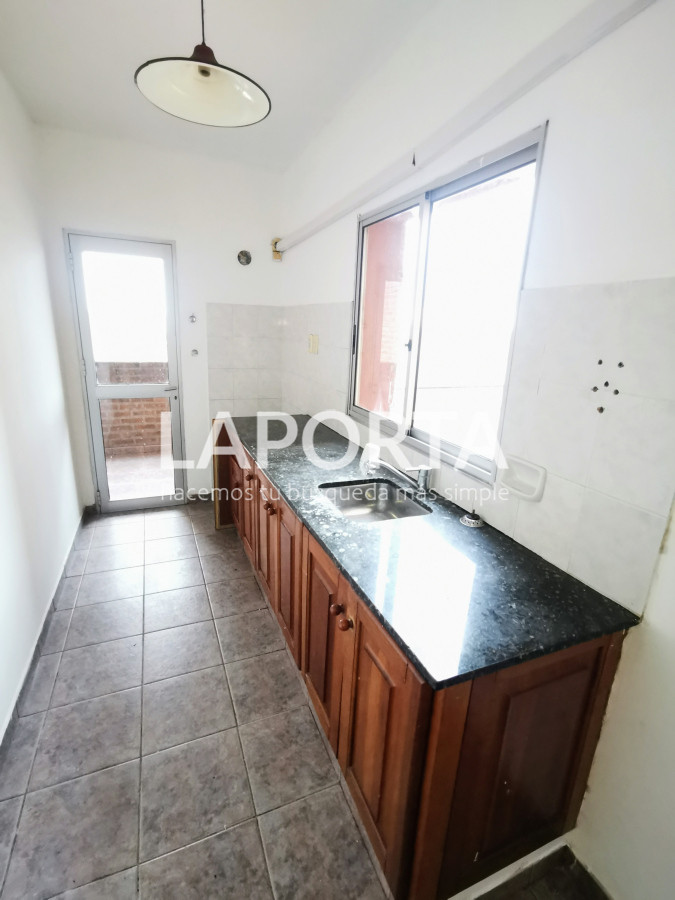 Apartamento ID.422/Apartamento-en-Venta--Brasil-1210--Edificio-EL-MIRADOR - Apartamento en Venta - Brasil 1210 - Edificio EL MIRADOR