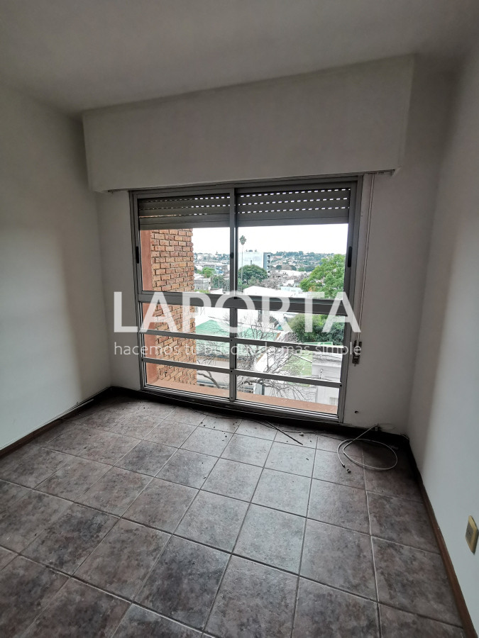 Apartamento ID.422/Apartamento-en-Venta--Brasil-1210--Edificio-EL-MIRADOR - Apartamento en Venta - Brasil 1210 - Edificio EL MIRADOR