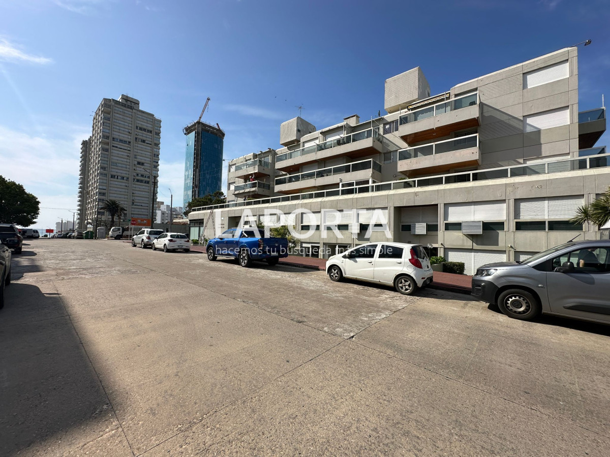 Apartamento ID.369/Apartamento-en-Venta-en-la-Península-de-Punta-del-Este - Apartamento en Venta en la Península de Punta del Este
