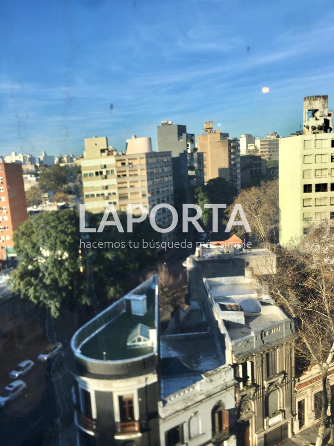 Apartamento ID.350/Alquiler-monoambiente-en-Parque-Batlle-con-vistas-despejadas,-al-mar-y-a-al-parque. - Alquiler monoambiente en Parque Batlle con vistas despejadas, al mar y a al parque.