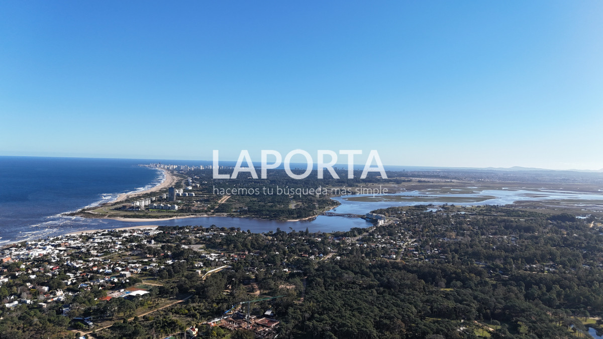 Apartamento ID.1127/Apartamentos-en-venta-en-La-Barra,-Punta-del-Este - Apartamentos en venta en La Barra, Punta del Este