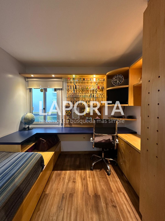 Apartamento ID.290 - Apartamento en pocitos nuevo de 4 dormitorios 1suite a media cuadra de la rambla