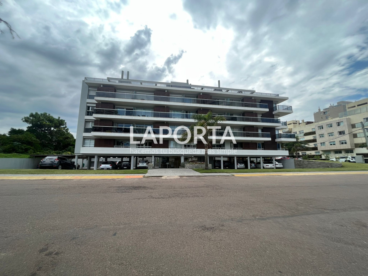 Apartamento ID.102/Aptamento-en-Edificio-The-Point-brava - Aptamento en Edificio The Point brava