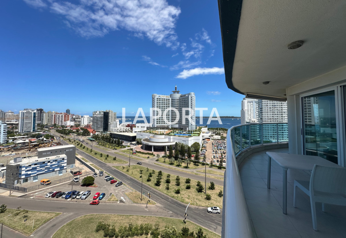 Apartamento ID.1516 - Apartamento en venta en Casino Tower, Punta del Este.