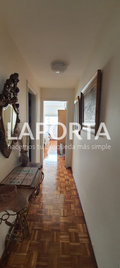 Apartamento ID.431/Apartamento-en-Pleno-Centro-de-Montevideo- - Apartamento en Pleno Centro de Montevideo 