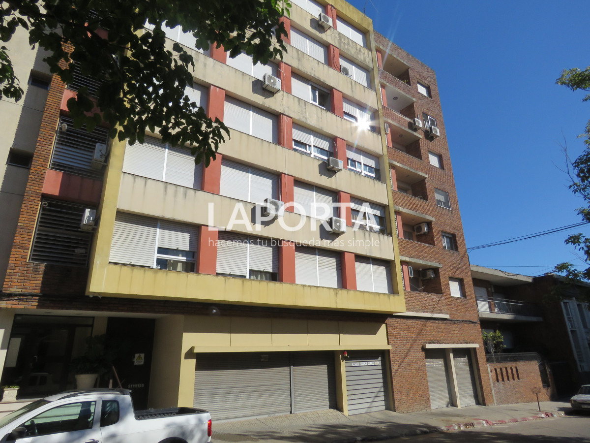 Apartamento ID.541 - Apartamento en venta en el centro de Salto.