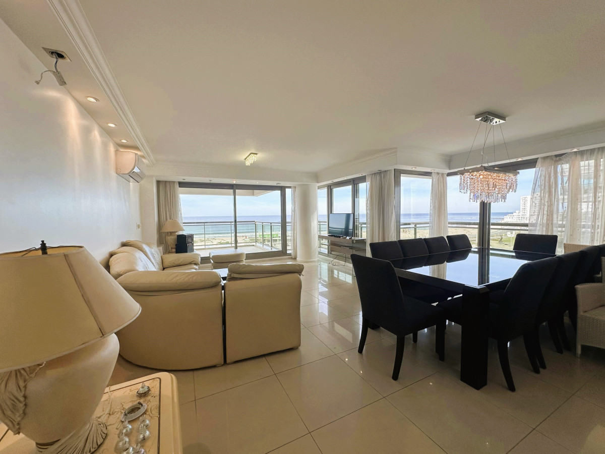 Apartamento en venta en torre Imperiale, Punta del Este — foto 1