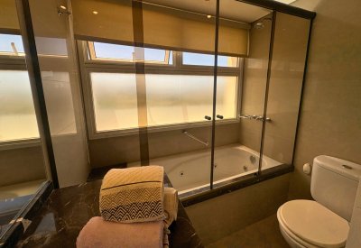 Apartamento ID.1516 - Apartamento en venta en Casino Tower, Punta del Este.