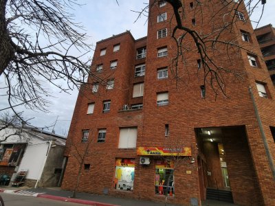 Apartamento ID.422/Apartamento-en-Venta--Brasil-1210--Edificio-EL-MIRADOR - Apartamento en Venta - Brasil 1210 - Edificio EL MIRADOR