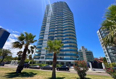 Apartamento ID.1516 - Apartamento en venta en Casino Tower, Punta del Este.