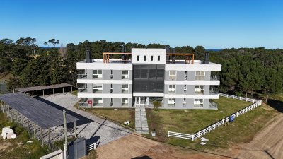 Apartamento ID.999/Apartamentos-en-venta-en-La-Barra,-Punta-del-Este - Apartamentos en venta en La Barra, Punta del Este