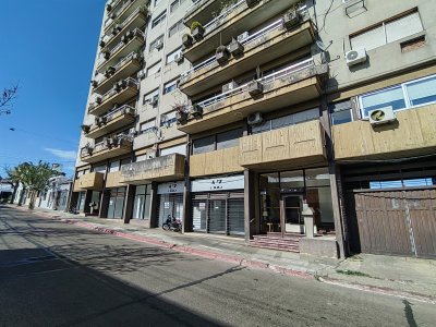 Apartamento ID.900/Apartamento-en-venta-en-el-centro-de-Salto - Apartamento en venta en el centro de Salto