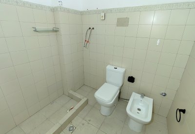 Apartamento ID.1498/Amplio-Apartamento-en-pleno-centro - Amplio Apartamento en pleno centro