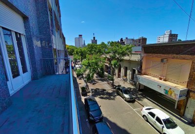 Apartamento ID.1498/Amplio-Apartamento-en-pleno-centro - Amplio Apartamento en pleno centro