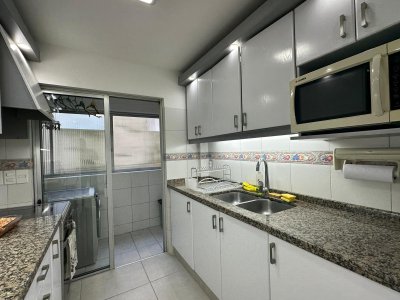 Apartamento ID.290 - Apartamento en pocitos nuevo de 4 dormitorios 1suite a media cuadra de la rambla