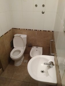 Apartamento ID.350/Alquiler-monoambiente-en-Parque-Batlle-con-vistas-despejadas,-al-mar-y-a-al-parque. - Alquiler monoambiente en Parque Batlle con vistas despejadas, al mar y a al parque.