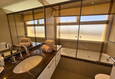 Apartamento ID.1516 - Apartamento en venta en Casino Tower, Punta del Este.