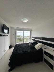 Apartamento ID.259 - Apartamento de 3 dormitorios en venta en Punta del Este