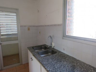 Apartamento ID.541 - Apartamento en venta en el centro de Salto.