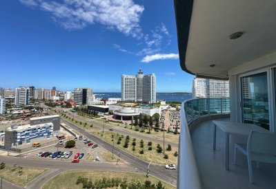 Apartamento ID.1516 - Apartamento en venta en Casino Tower, Punta del Este.