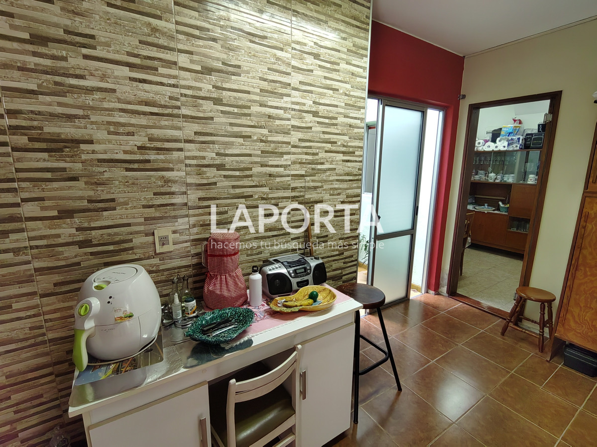 Casa ID.572/Casa-en-Venta-en-el-Centro-de-Salto - Casa en Venta en el Centro de Salto