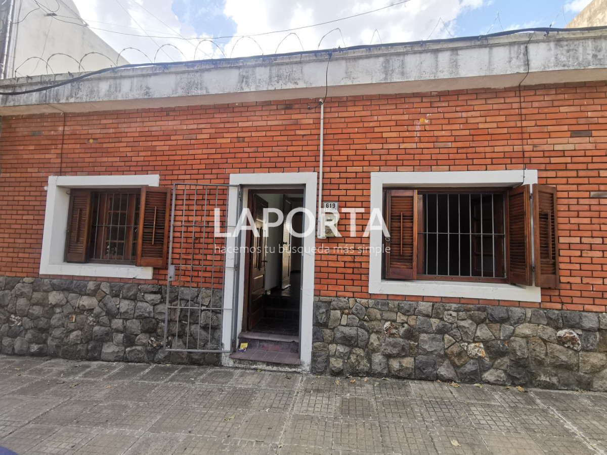 Casa ID.1777/Casa-en-venta-en-pleno-centro - Casa en venta en pleno centro