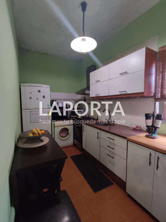 Casa ID.336/Venta-casa-ph-3-dormitorios,-azotea-con-parrillero-en-Brazo-Oriental - Venta casa ph 3 dormitorios, azotea con parrillero en Brazo Oriental