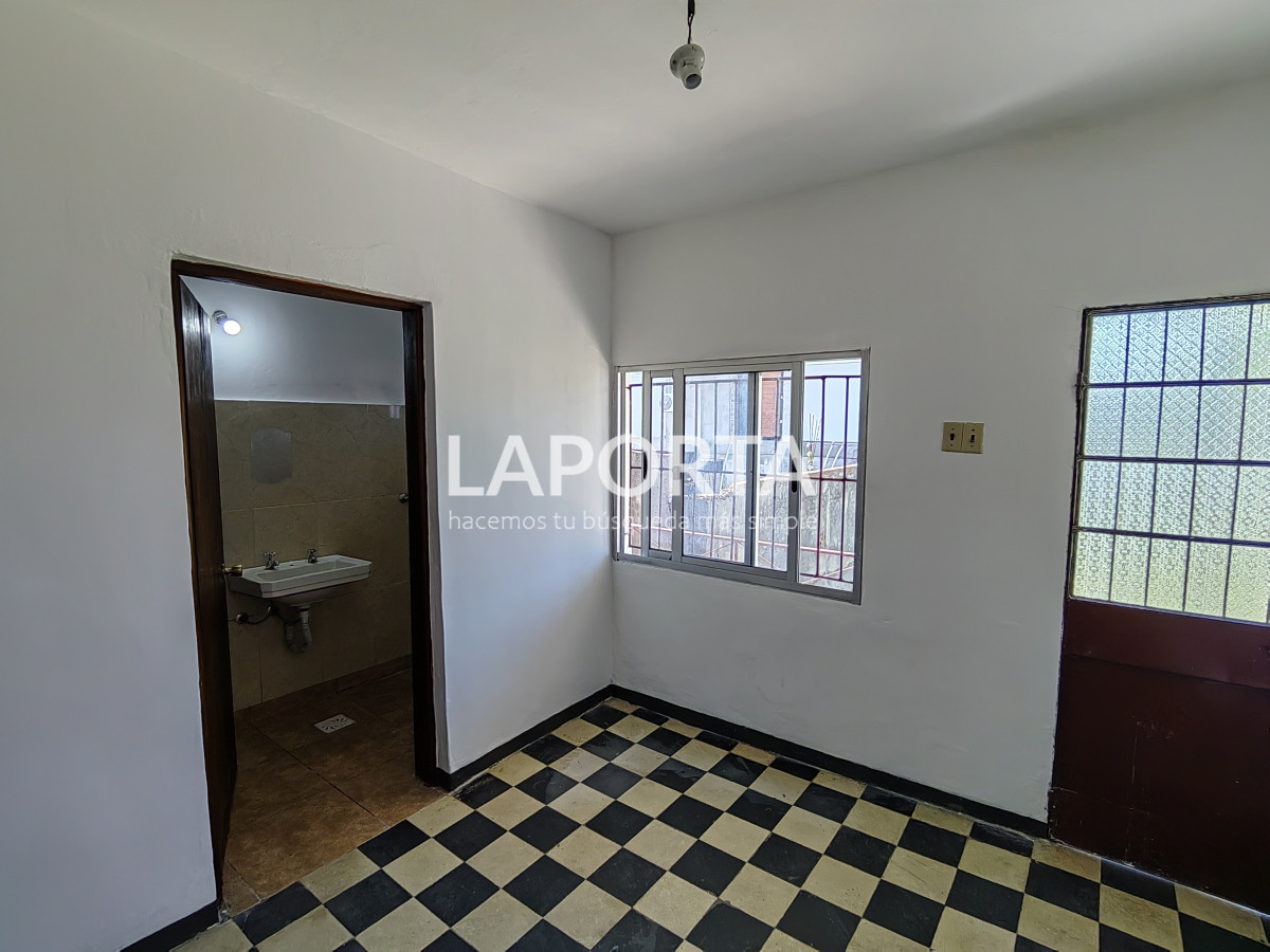 Casa ID.1218/Casa-en-venta-en-B°-Progreso,-Salto - Casa en venta en B° Progreso, Salto