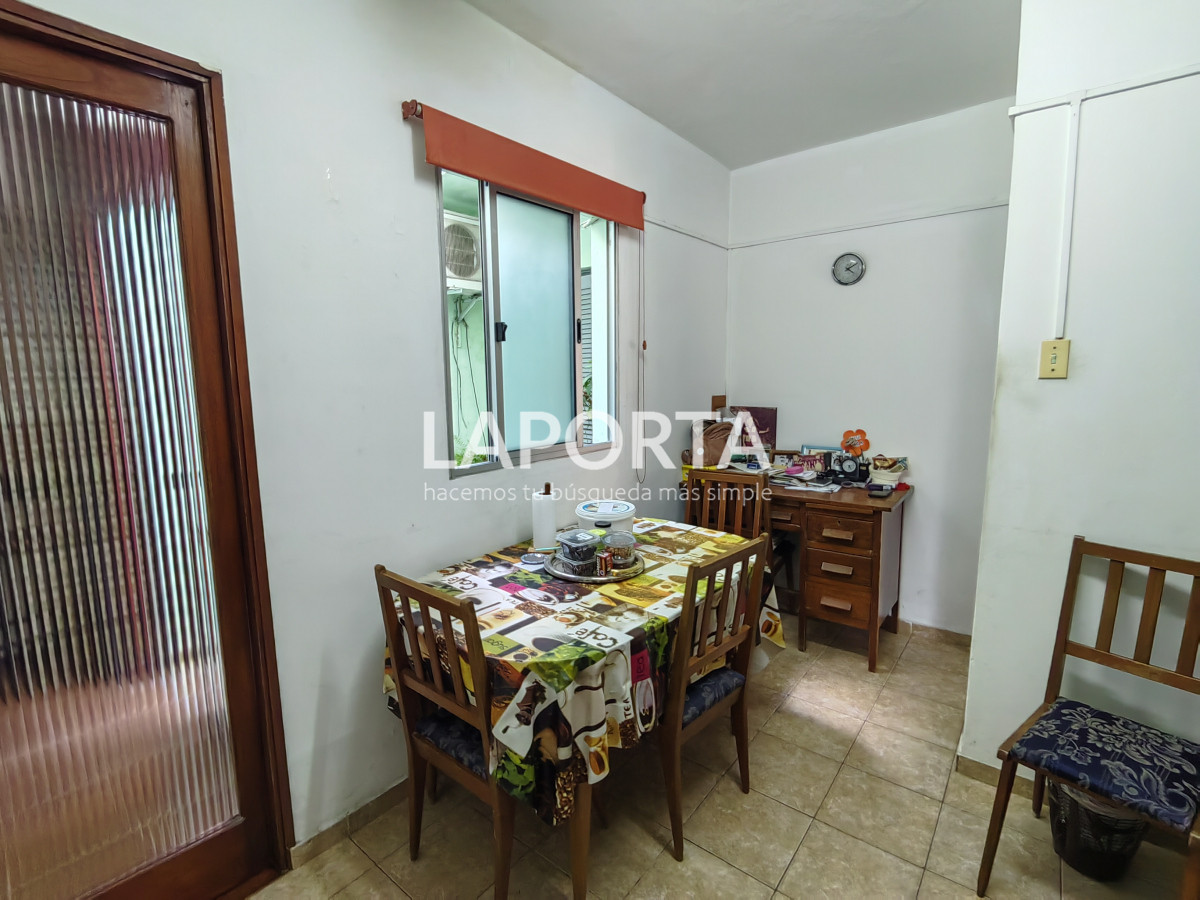 Casa ID.572/Casa-en-Venta-en-el-Centro-de-Salto - Casa en Venta en el Centro de Salto