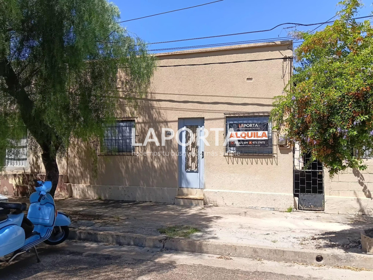 Casa ID.1614/Casa-en-alquilar-en-zona-cerro - Casa en alquilar en zona cerro