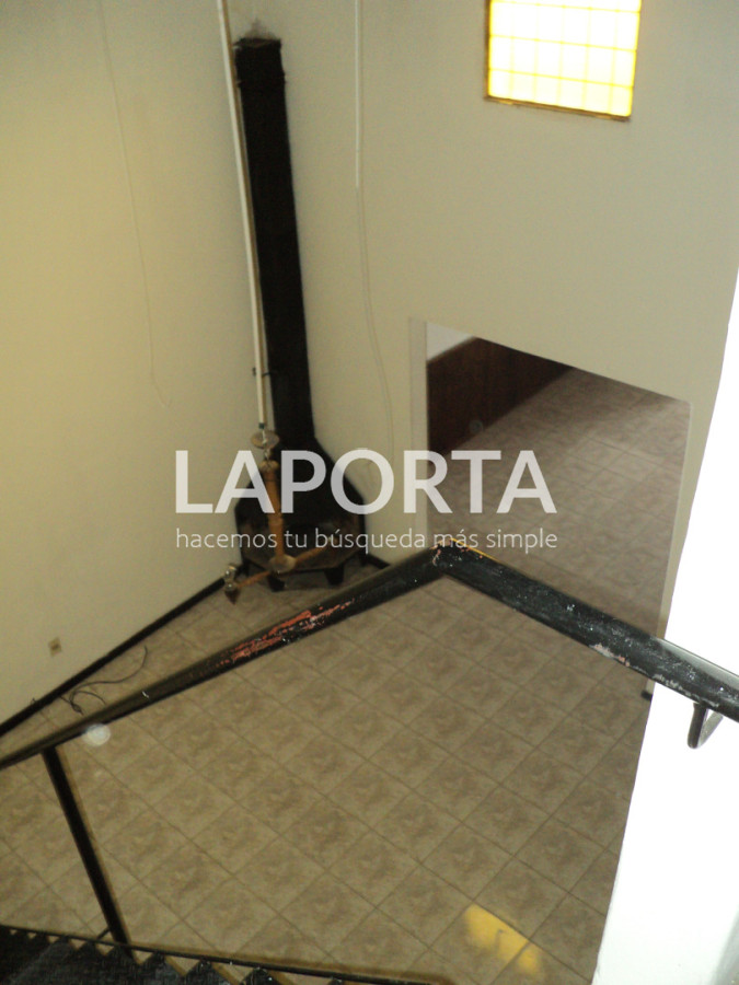 Casa ID.1779/Casa-de-2-dormitorios-en-alquiler-zona-Shopping - Casa de 2 dormitorios en alquiler zona Shopping