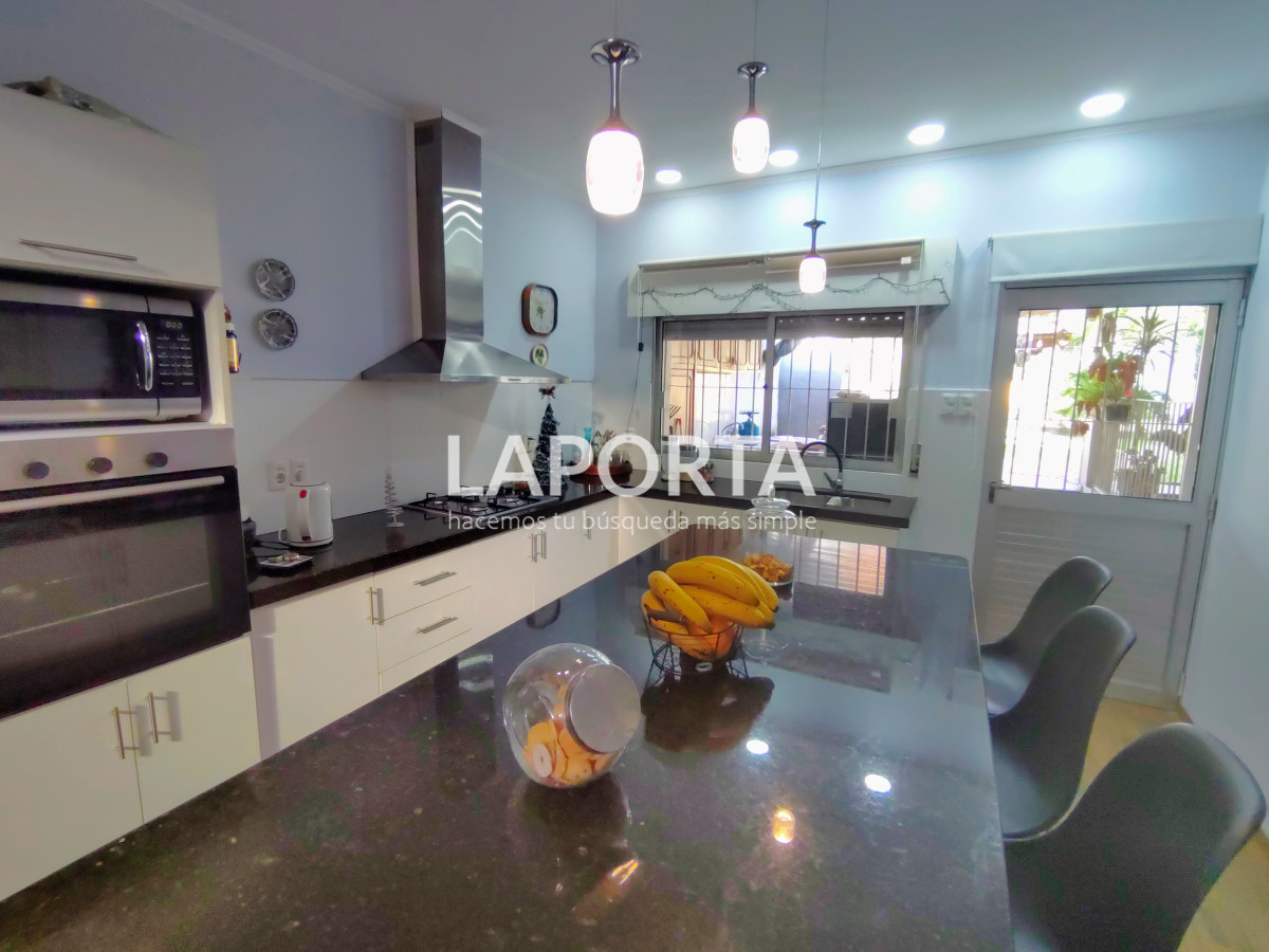 Casa ID.868/Casa-en-venta-en-pleno-centro - Casa en venta en pleno centro