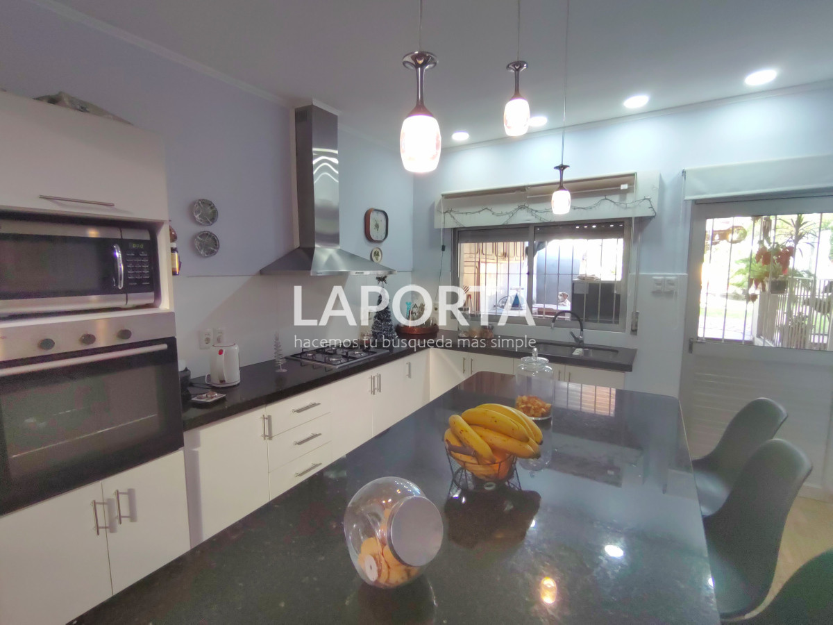 Casa ID.868/Casa-en-venta-en-pleno-centro - Casa en venta en pleno centro