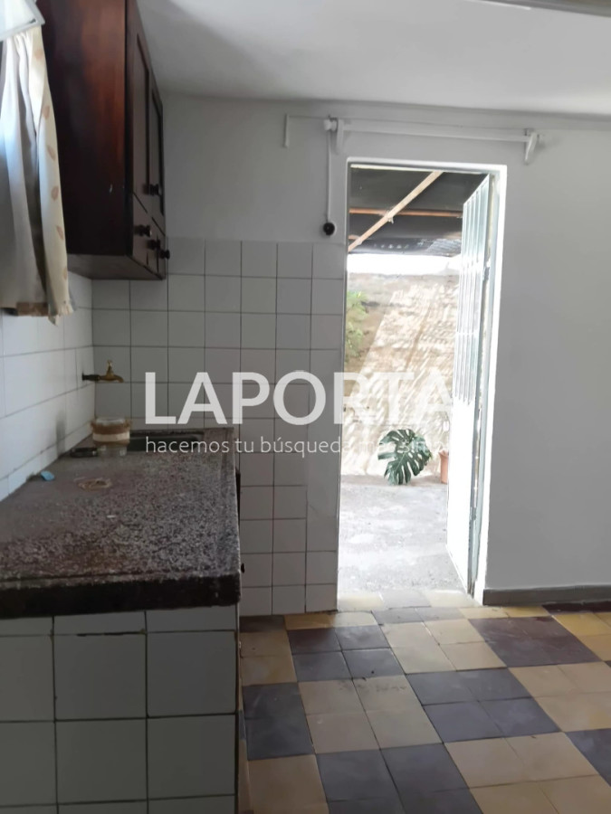 Casa ID.1614/Casa-en-alquilar-en-zona-cerro - Casa en alquilar en zona cerro