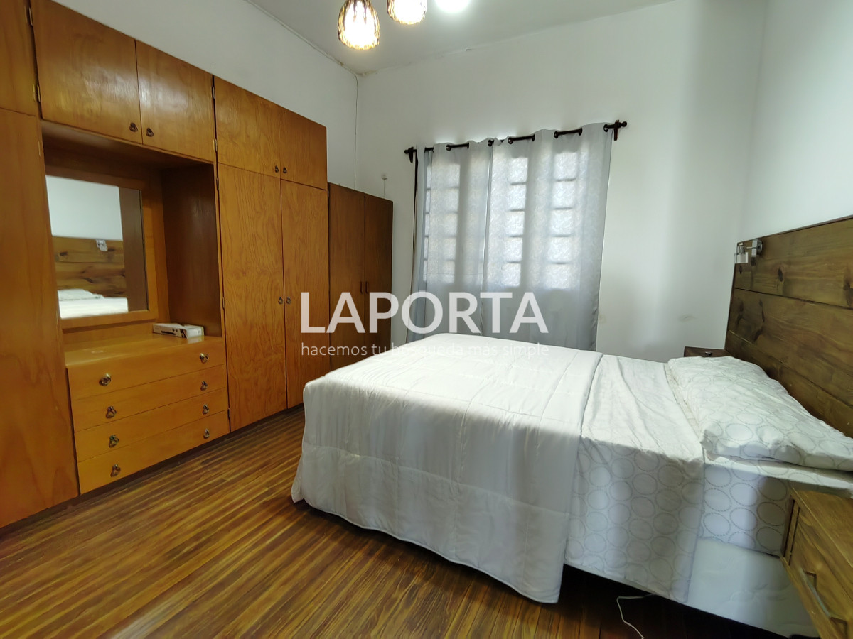 Casa ID.655/Casa-en-venta-en-zona-centro,-cerca-de-universidades-en-Salto - Casa en venta en zona centro, cerca de universidades en Salto