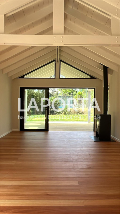 Casa ID.1650/Casa-en-Venta-en-la-Barra,-Punta-del-Este - Casa en Venta en la Barra, Punta del Este