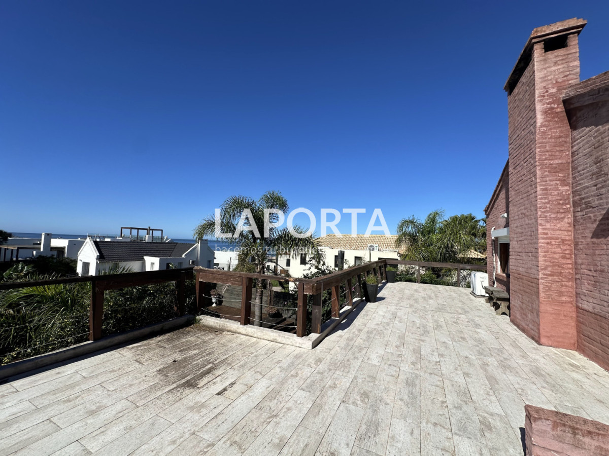 Casa ID.1265/Venta-de-casa-en-La-Barra-a-100-metros-de-playa-Montoya - Venta de casa en La Barra a 100 metros de playa Montoya