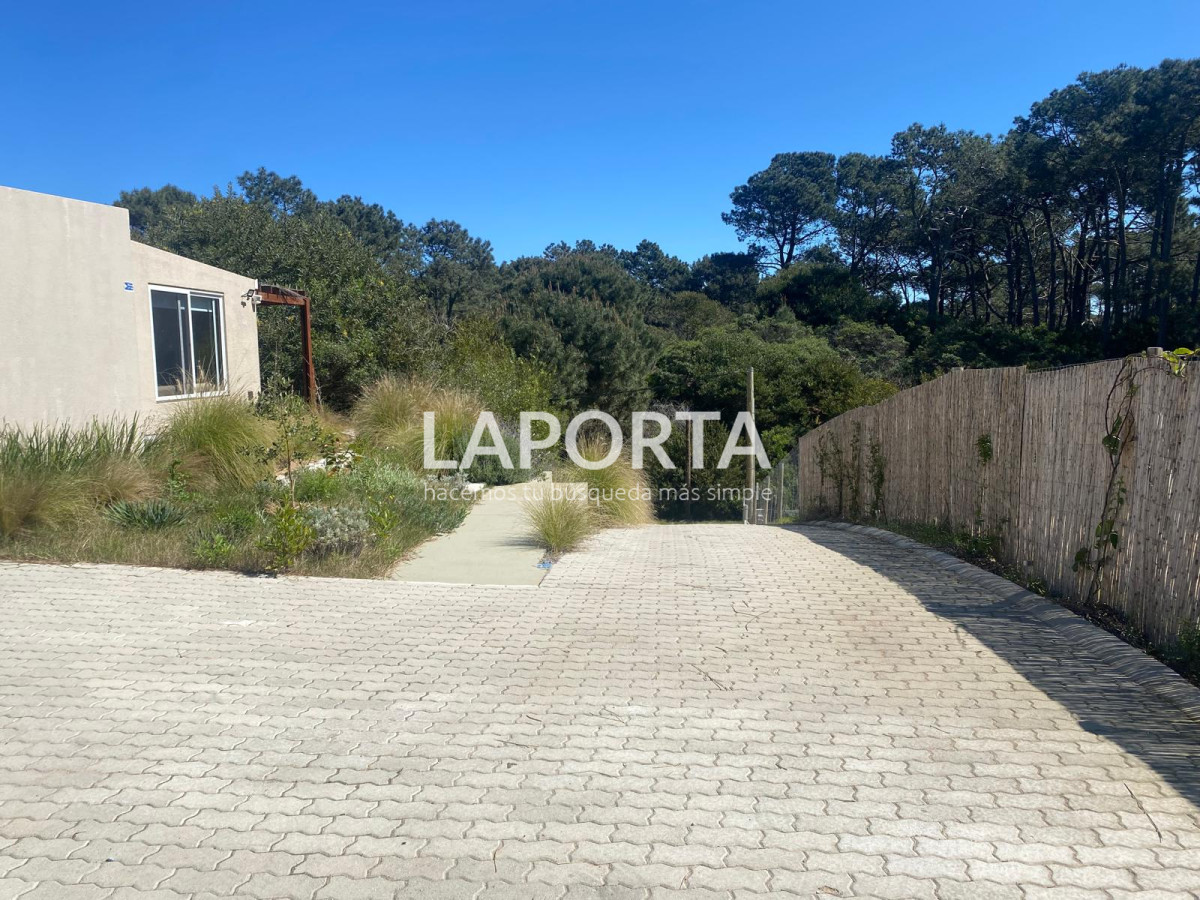 Casa ID.100/Casa-en-alquiler-en-Punta-del-Este,-Chihuahua,-temporada-y-anual - Casa en alquiler en  Punta del Este, Chihuahua, temporada y anual