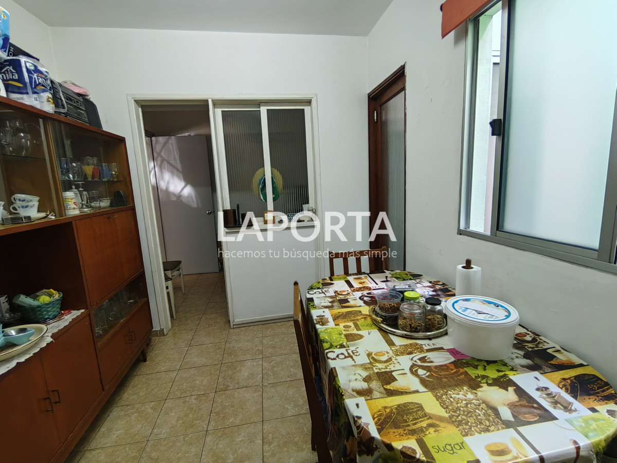 Casa ID.572/Casa-en-Venta-en-el-Centro-de-Salto - Casa en Venta en el Centro de Salto
