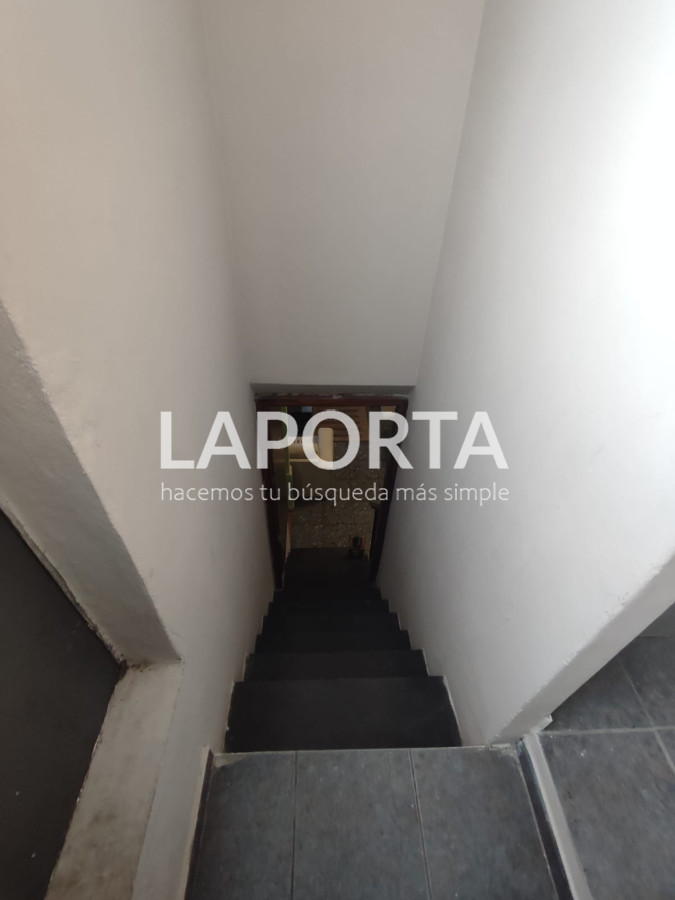 Casa ID.336/Venta-casa-ph-3-dormitorios,-azotea-con-parrillero-en-Brazo-Oriental - Venta casa ph 3 dormitorios, azotea con parrillero en Brazo Oriental