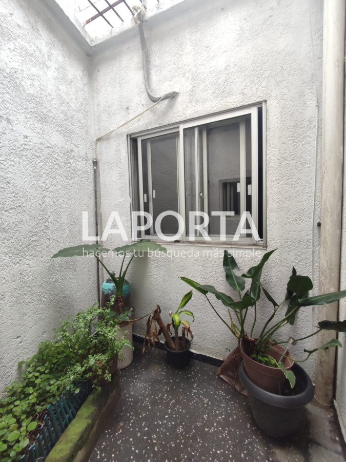 Casa ID.336/Venta-casa-ph-3-dormitorios,-azotea-con-parrillero-en-Brazo-Oriental - Venta casa ph 3 dormitorios, azotea con parrillero en Brazo Oriental