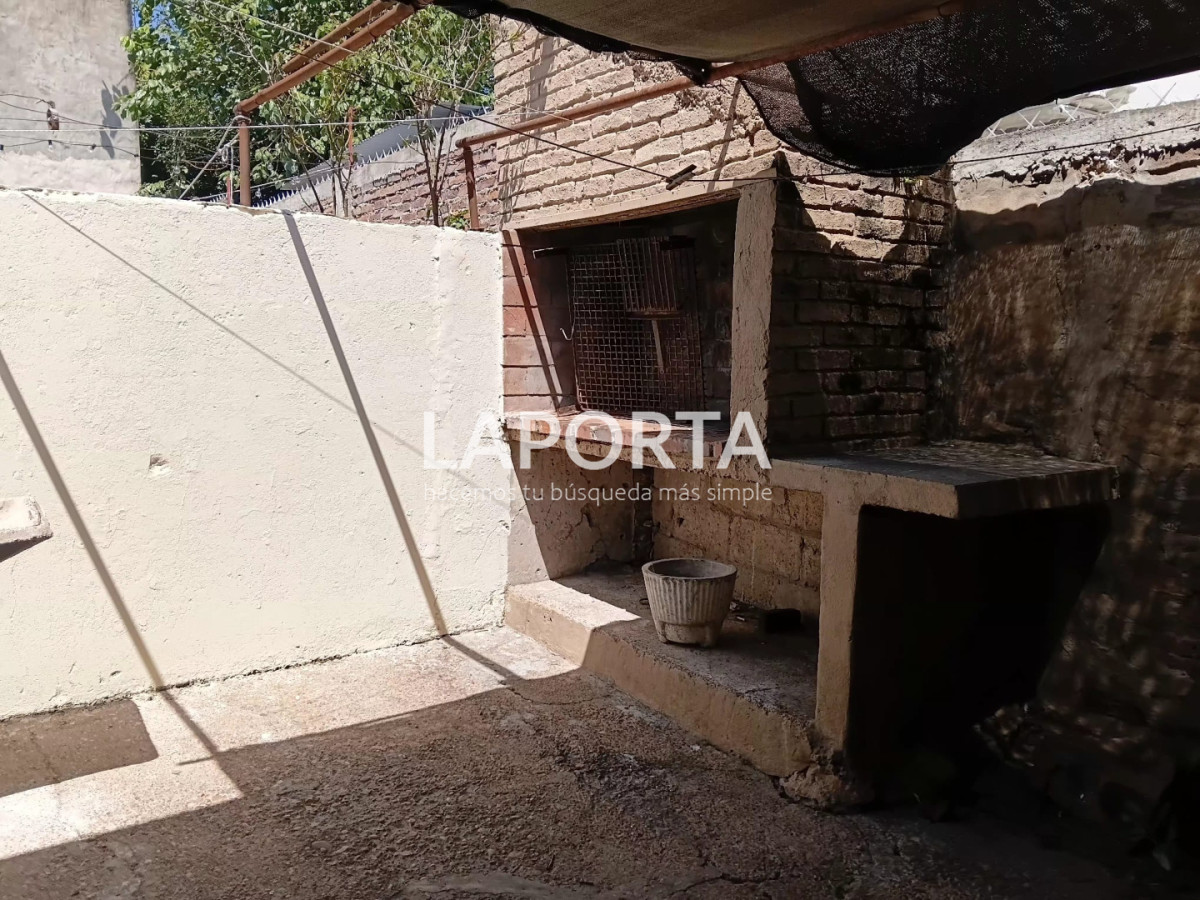 Casa ID.1614/Casa-en-alquilar-en-zona-cerro - Casa en alquilar en zona cerro