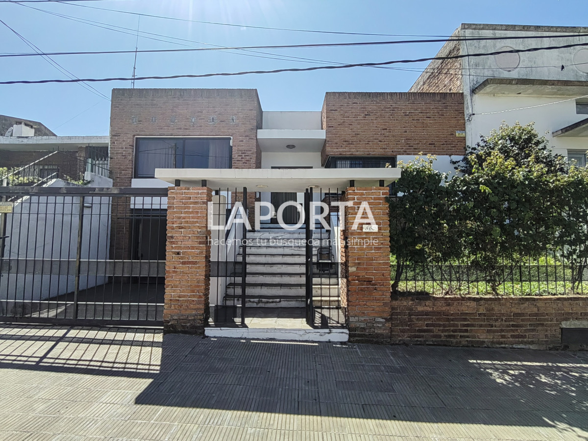 Casa ID.480/Casa-en-el-Cerro-a-pocos-metros-de-Plaza-Flores - Casa en el Cerro a pocos metros de Plaza Flores