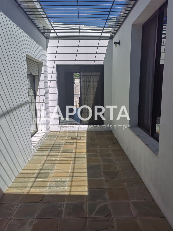 Casa ID.480/Casa-en-el-Cerro-a-pocos-metros-de-Plaza-Flores - Casa en el Cerro a pocos metros de Plaza Flores