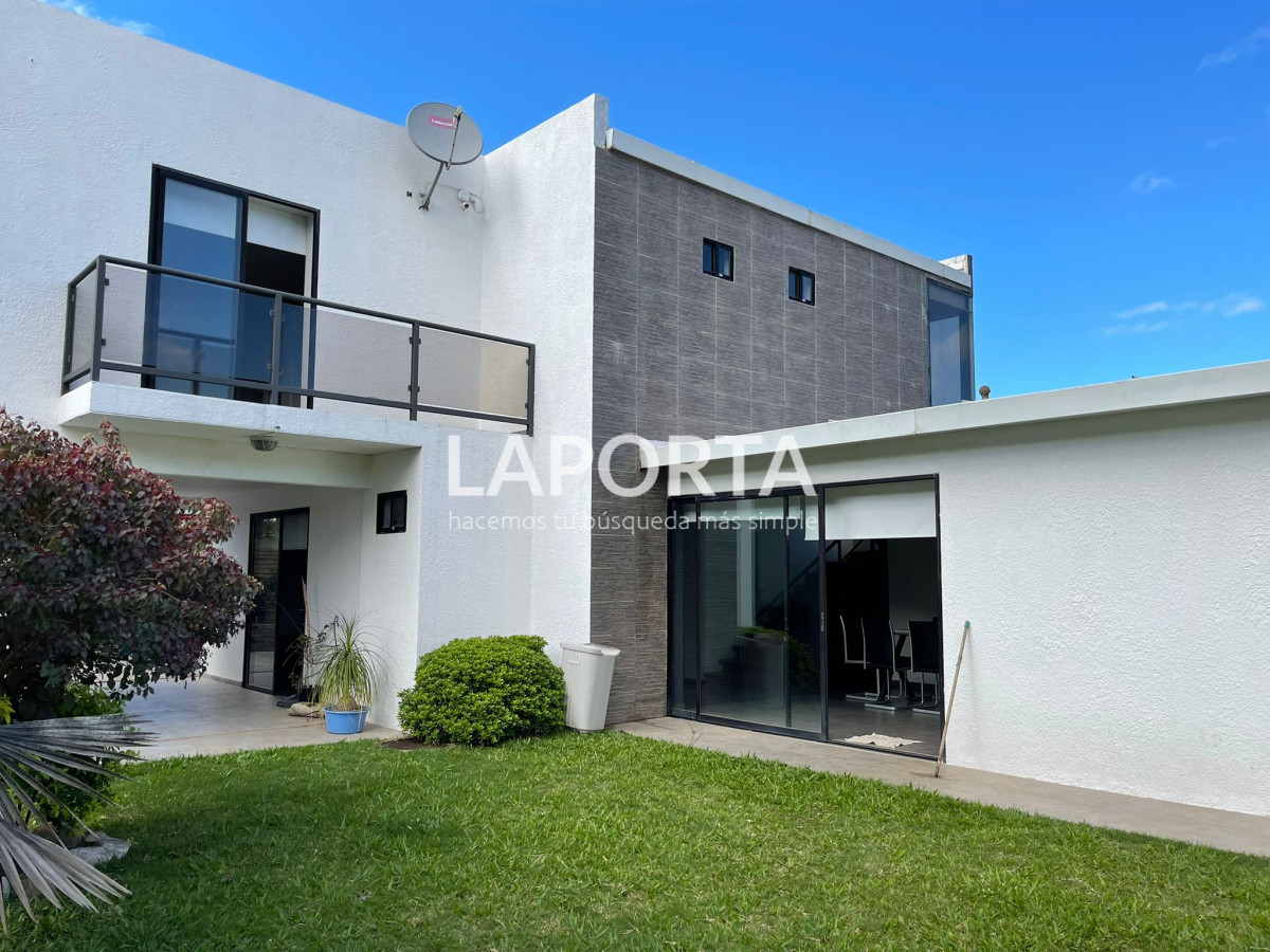 Casa ID.796/Casa-en-venta-en-Arenitas-Blancas- - Casa en venta en Arenitas Blancas 