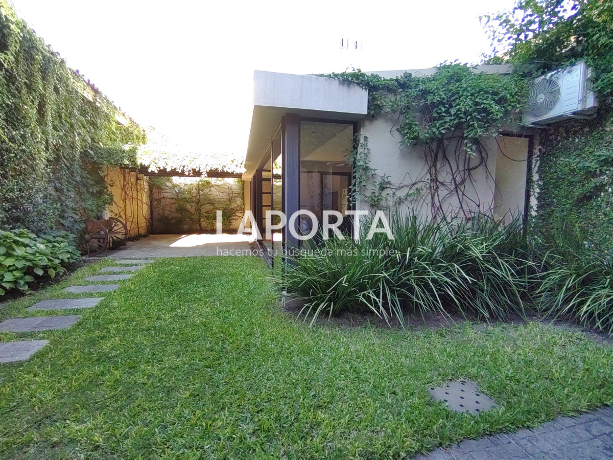 Casa ID.761/Casa-en-venta-en-centro-de-Salto - Casa en venta en centro de Salto