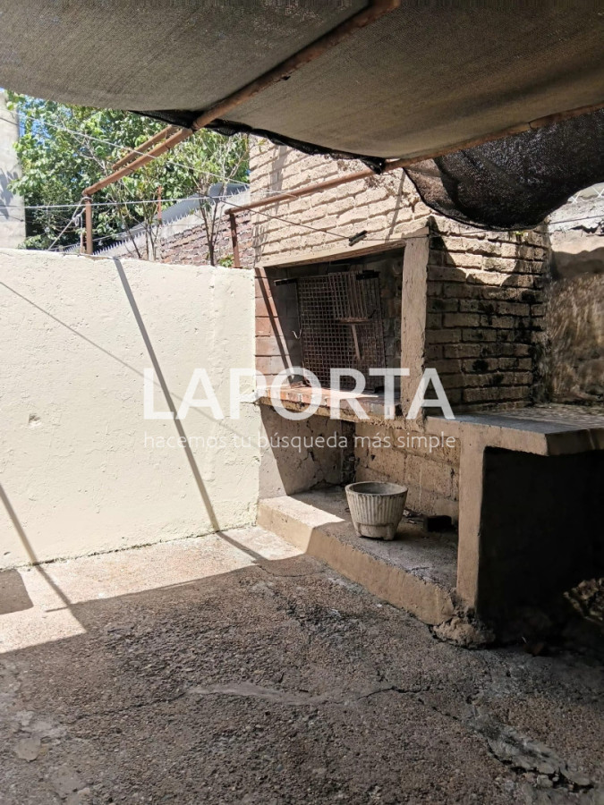 Casa ID.1614/Casa-en-alquilar-en-zona-cerro - Casa en alquilar en zona cerro