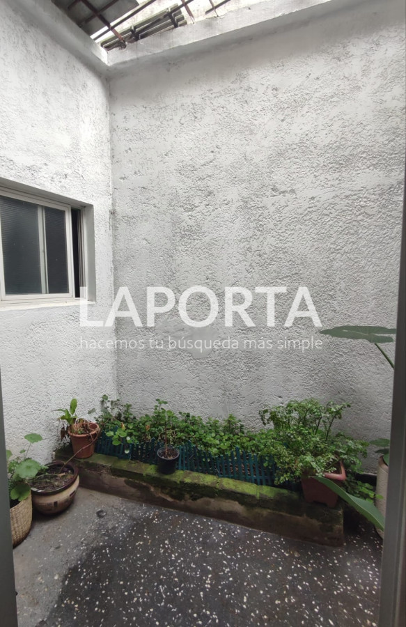 Casa ID.336/Venta-casa-ph-3-dormitorios,-azotea-con-parrillero-en-Brazo-Oriental - Venta casa ph 3 dormitorios, azotea con parrillero en Brazo Oriental
